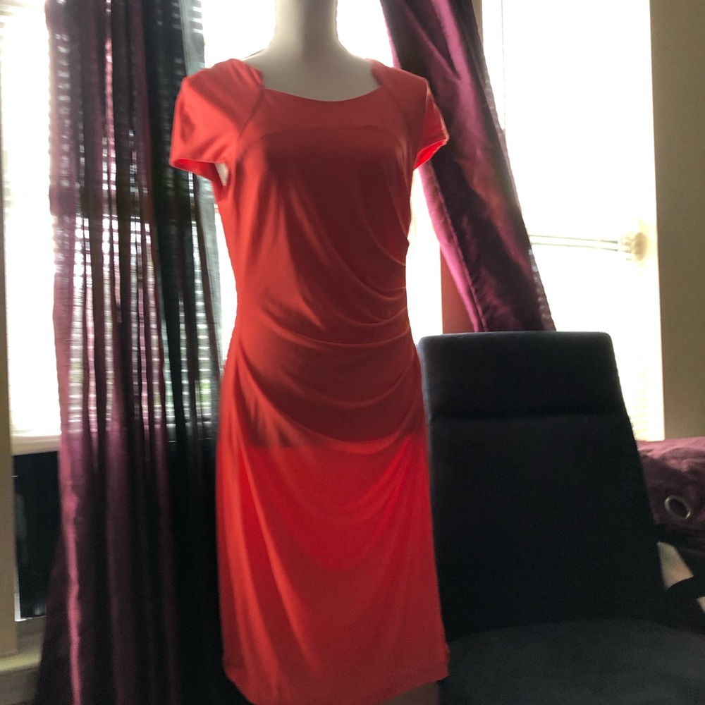 Stretchy body complementing dress